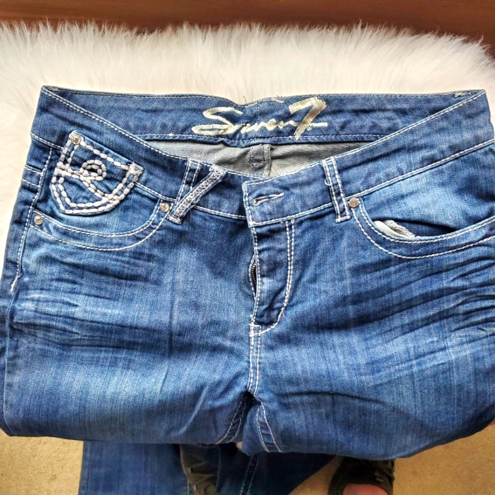 Vintage Y2K "7" for all mankind jeans.